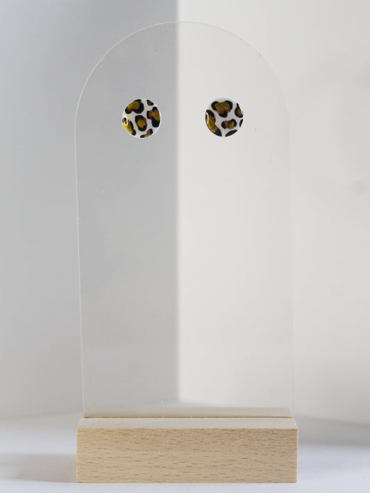 Puces d'oreilles léopard