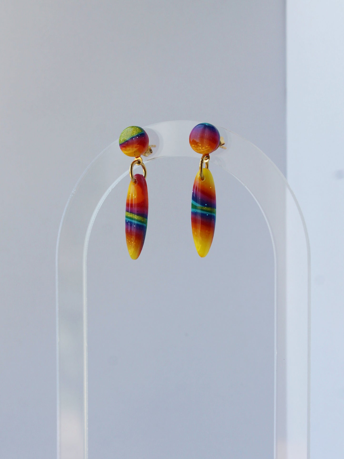 Boucles d'Oreilles Pointe d'Arc-en-ciel
