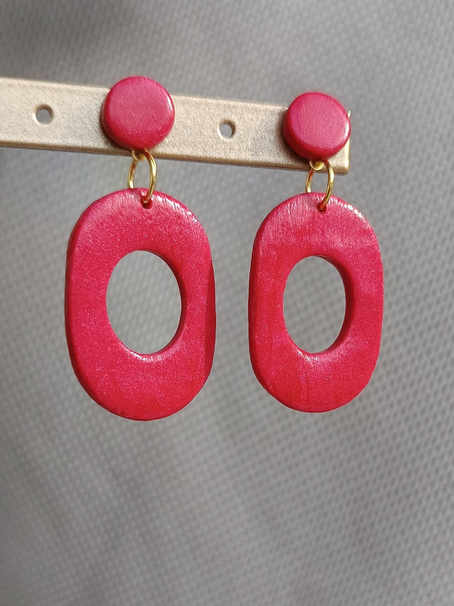 Boucles d'oreilles rouges plusdelles 