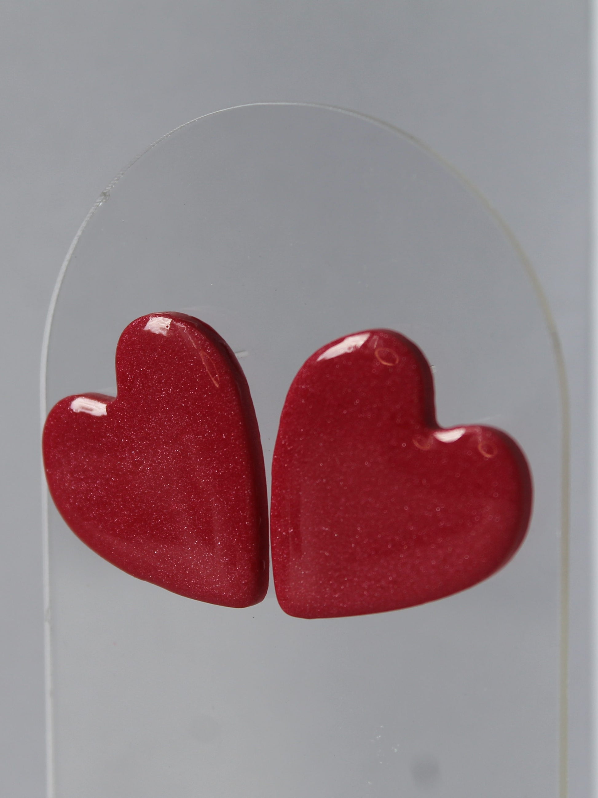 Boucles d'oreilles cœur rouge plusdelles 