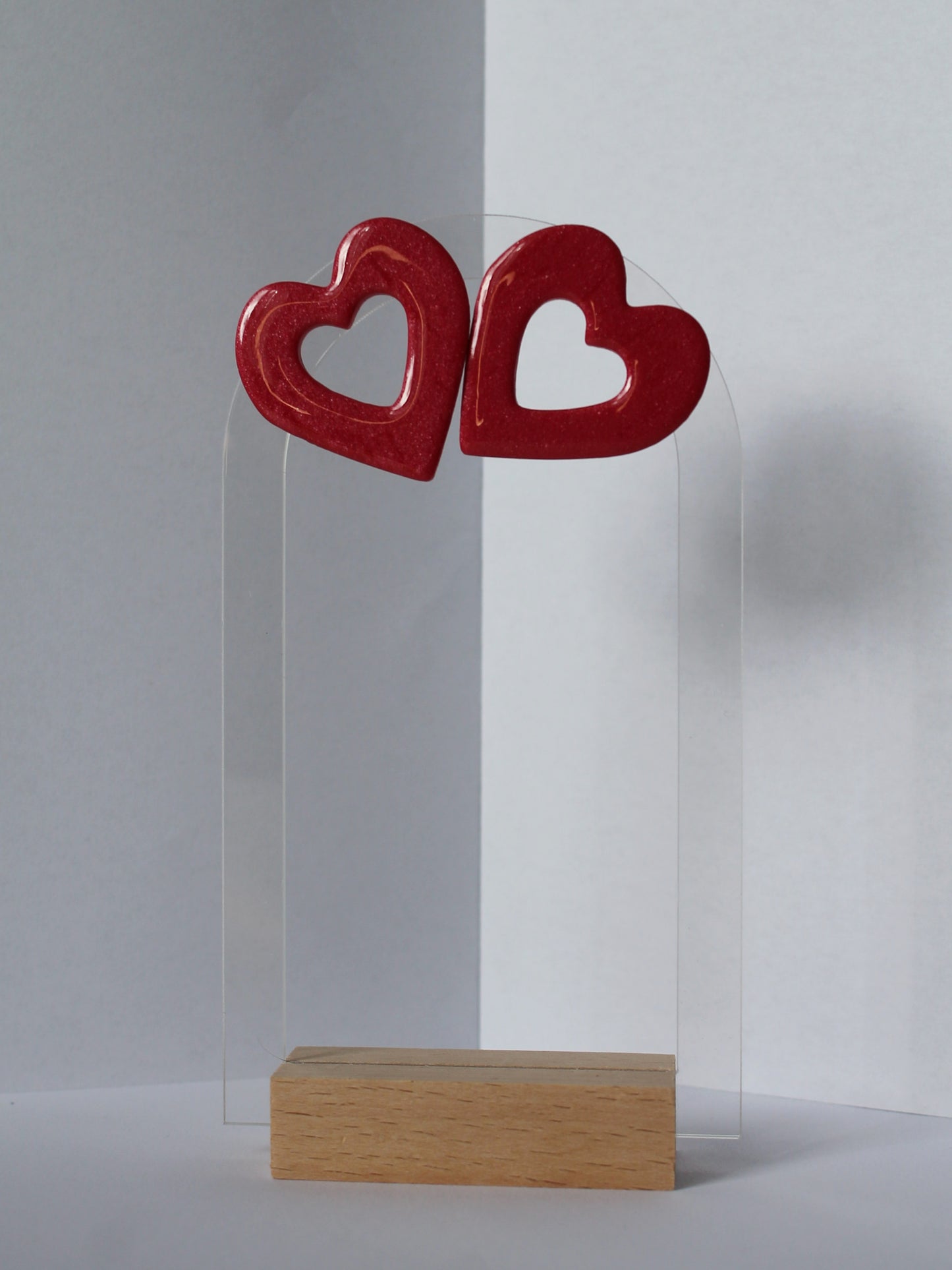 Boucles d'oreilles cœur rouge plusdelles 