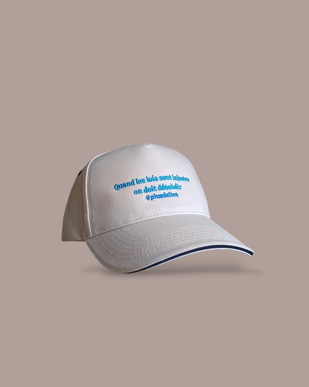 Casquette Légalité ≠ Légitimité plusdelles 