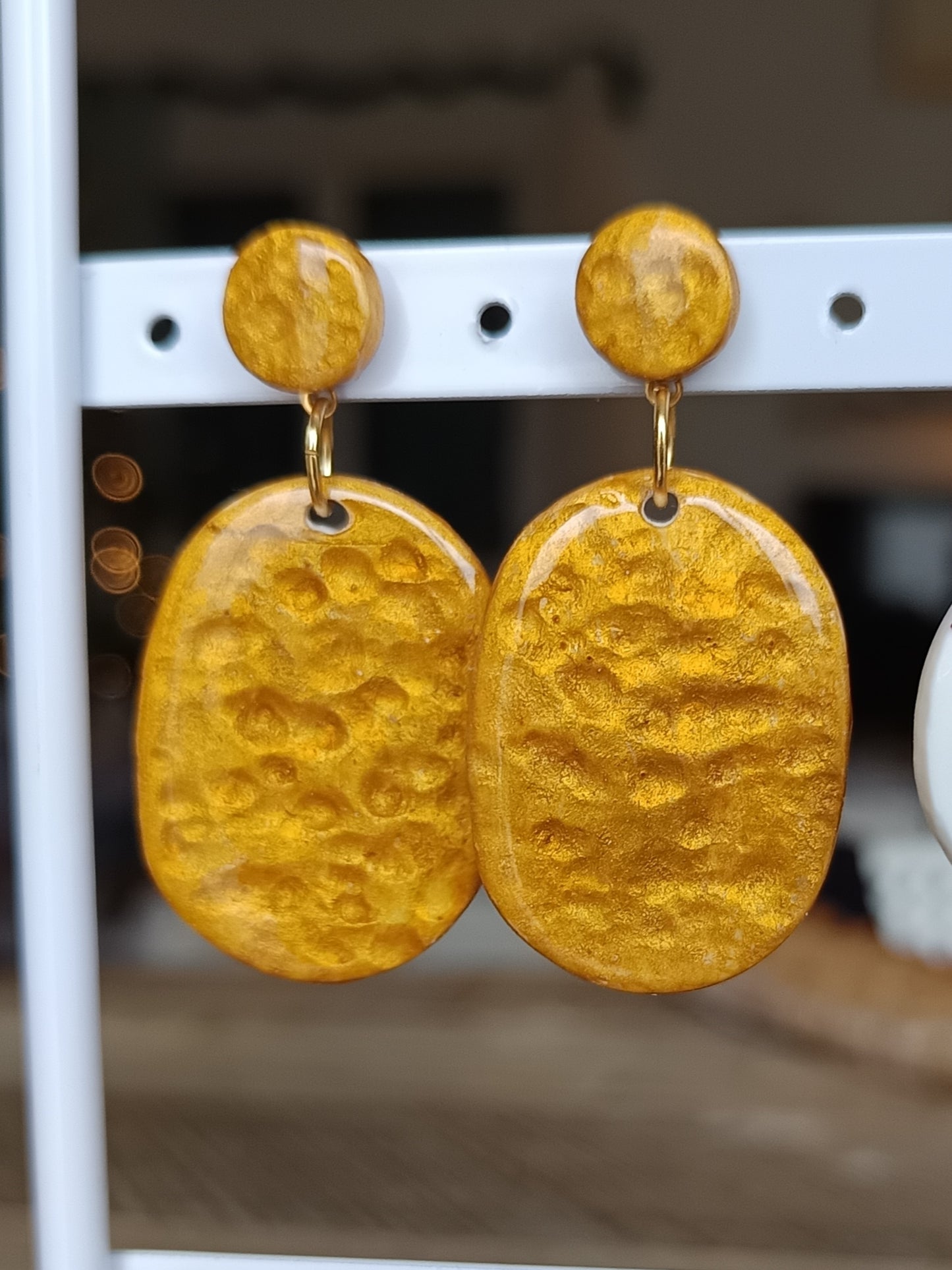 Boucles d'oreilles or martelé