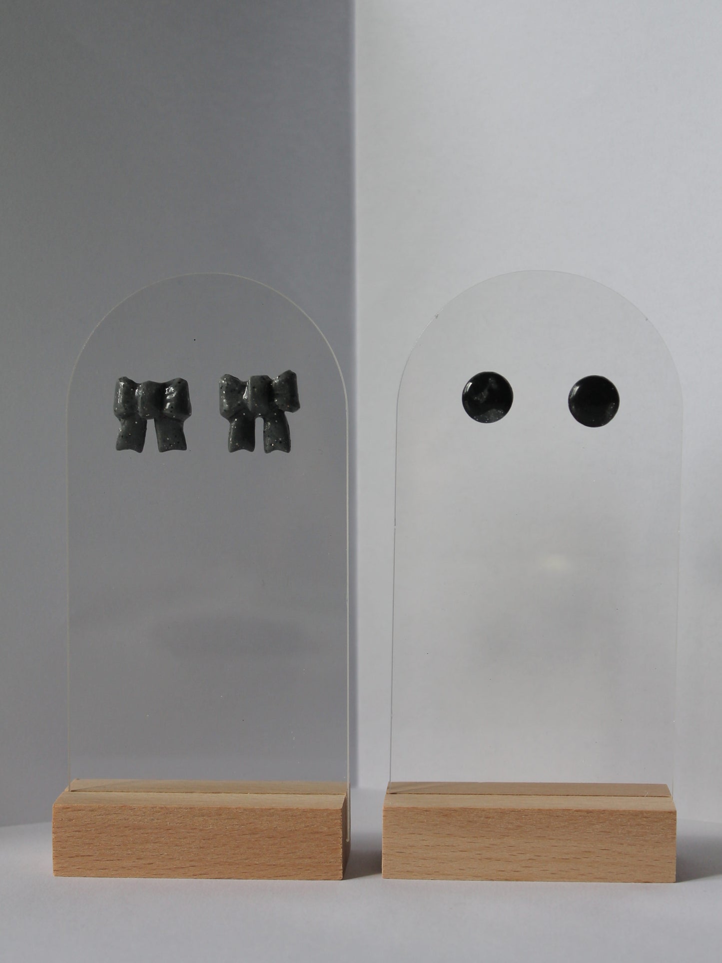 Lot de deux paires de puces d'oreilles