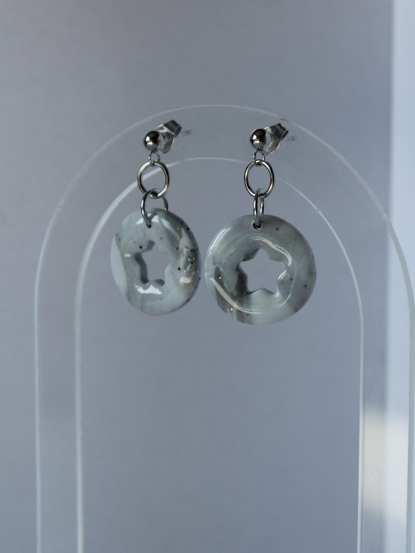 Boucles d'oreilles "Gris Céleste"