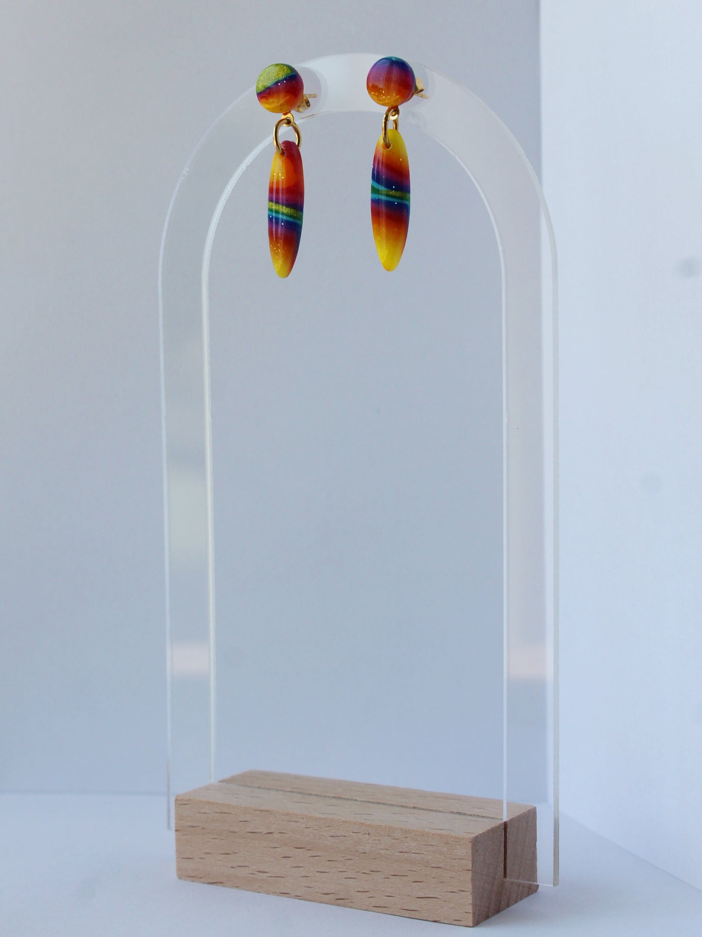 Boucles d'Oreilles Pointe d'Arc-en-ciel